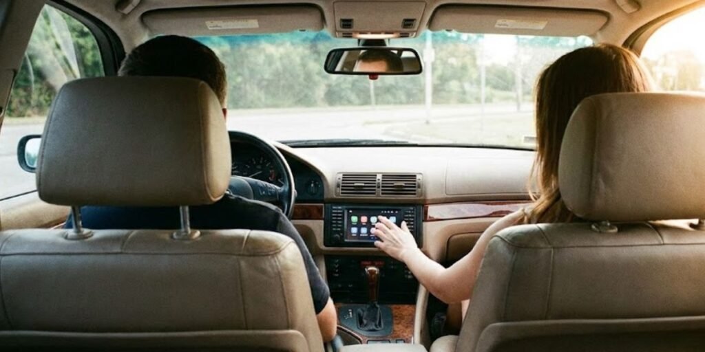 kit multimídia em carros seminovos